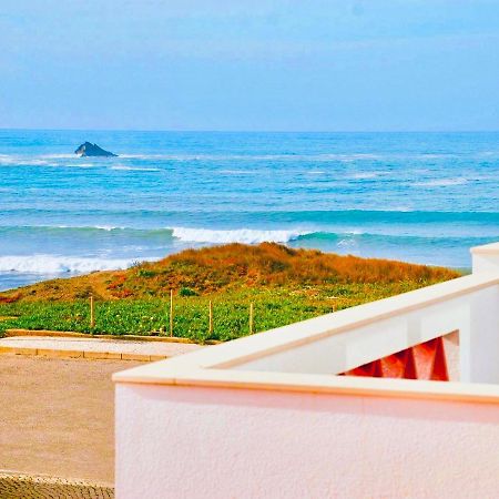 Surfness Lodge 발리알 외부 사진