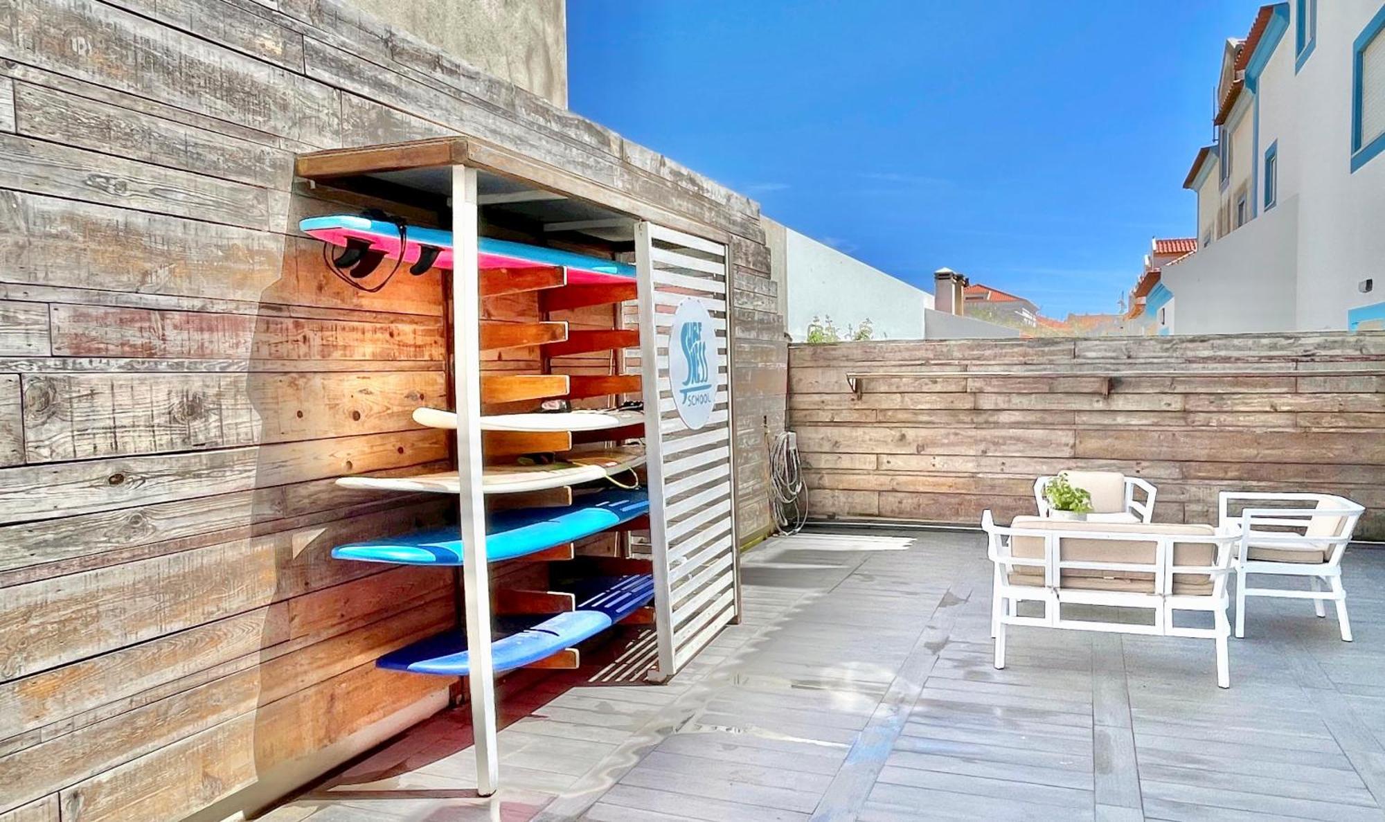 Surfness Lodge 발리알 외부 사진